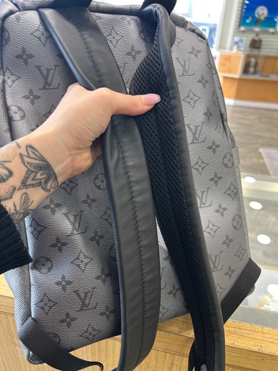 Pre Owned Louis Vuitton PM Discovery Backpack Monogram Taigarama main image 6